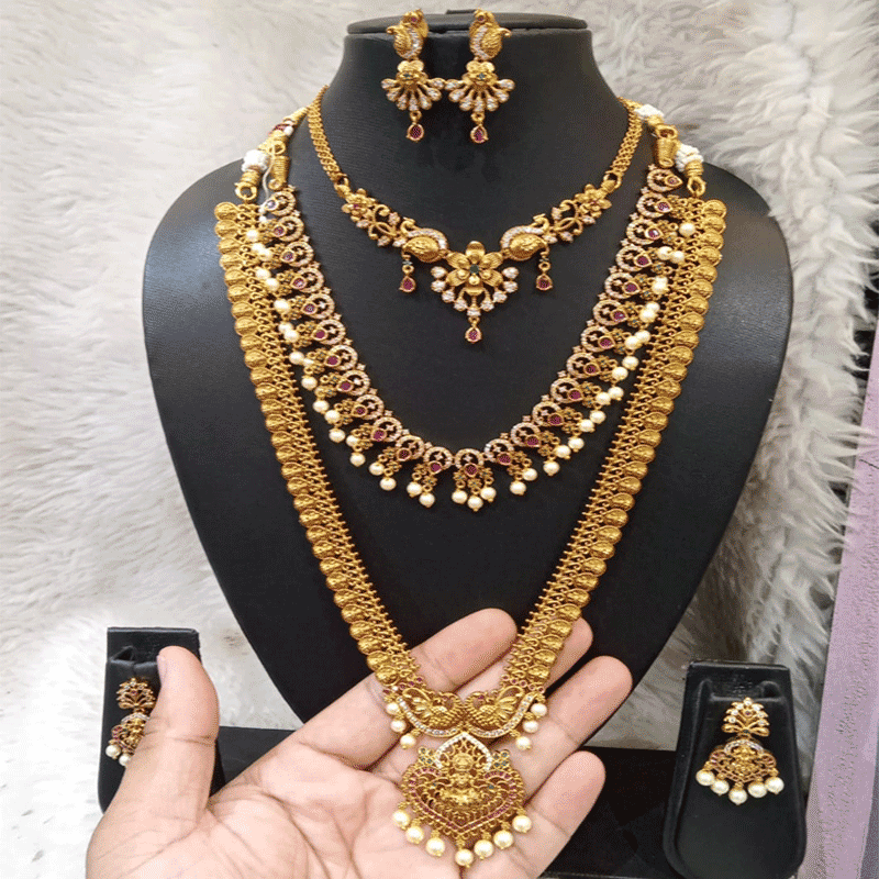 GODDESS LAKSHIMI IDOL KASUL WITH 2 PIECES SHORT NECKLACE COMBO