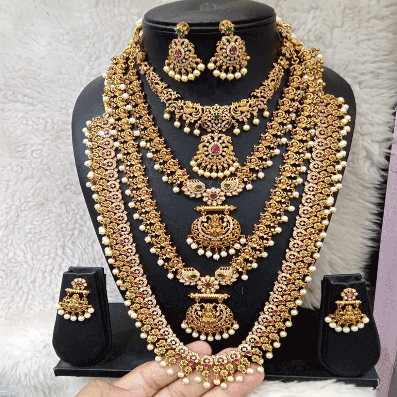 TRADITIONAL BRIDAL COMBO SET OF 4 PIECES