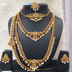 FLORAL DESIGN COMBO WITH HIPBELT AND SMALL CHOKER