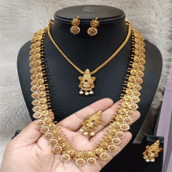 BOTHUMALA LONG WITH BALAJI PENDANT NAAN