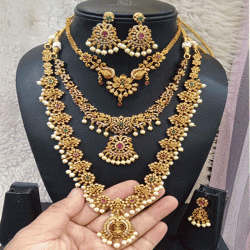 GODDESS LAKSHIMI FLORAL DESIGN COMBO