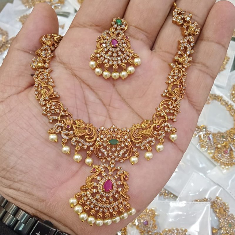 ETHNIC NECKLACE AND EARRING SET