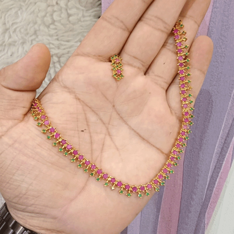 DAINTY NECKLACE SET WITH RUBY AND EMERALD ACCENT
